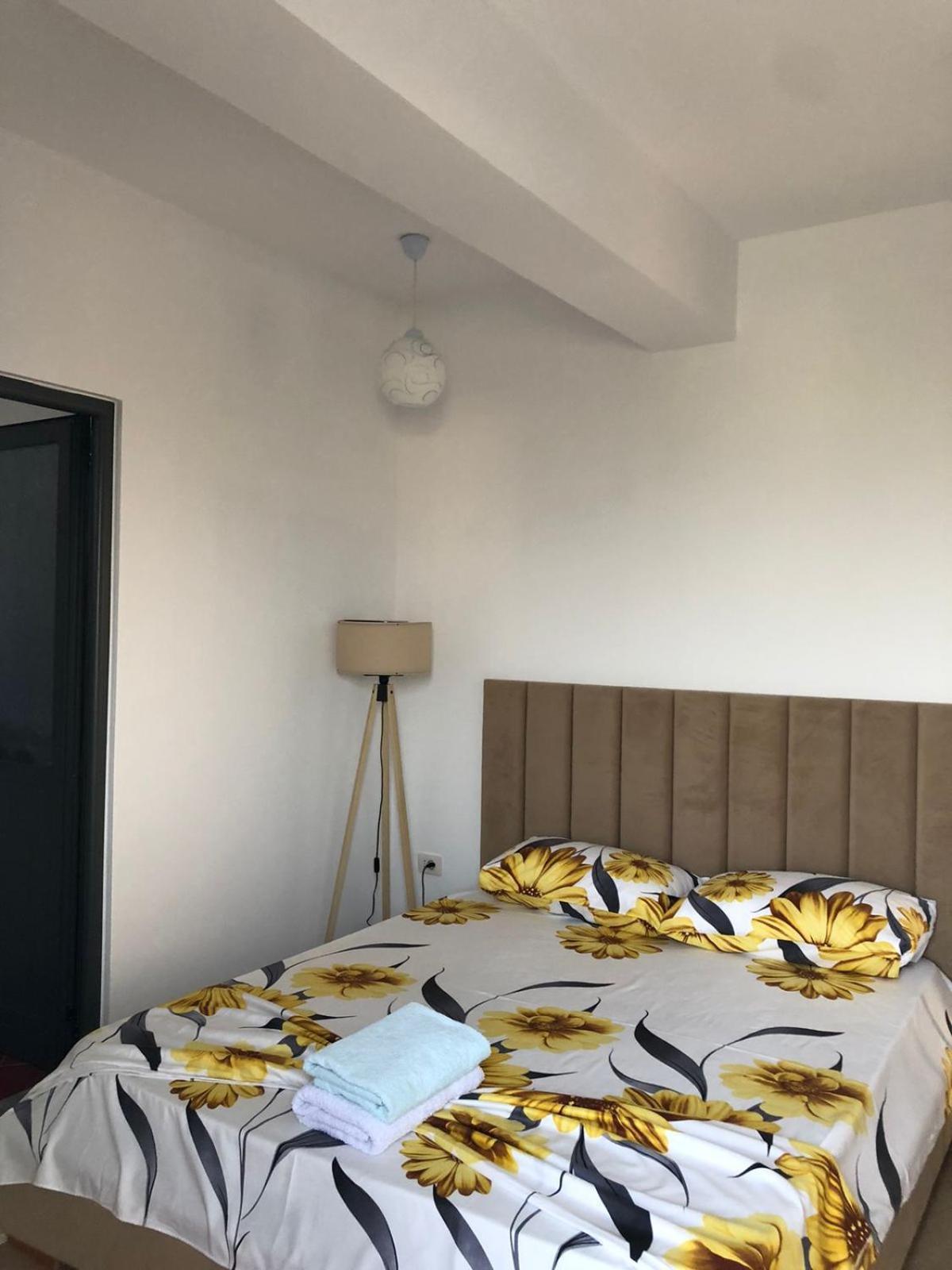 Mona'S Guesthouse Saranda Kültér fotó