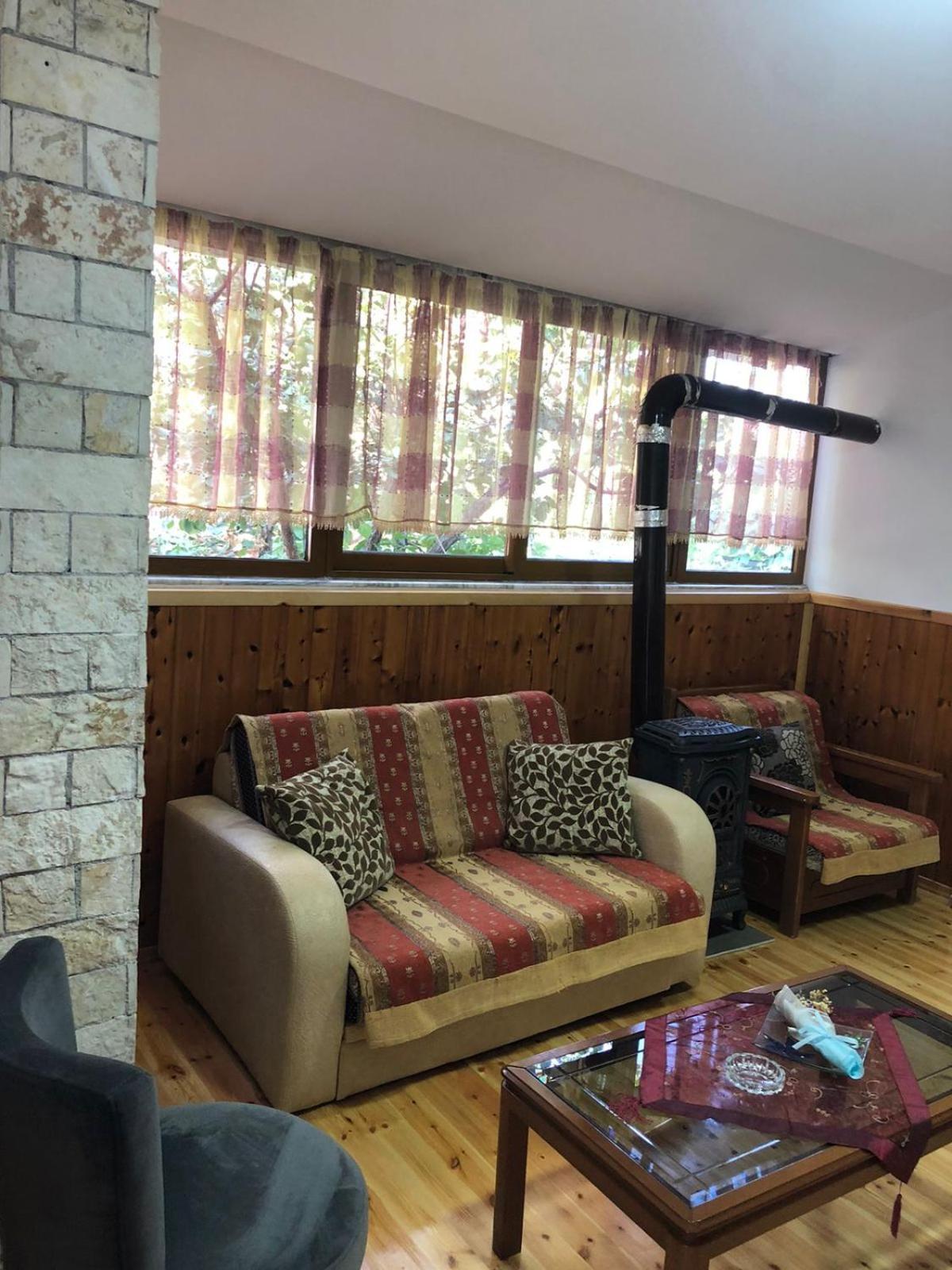 Mona'S Guesthouse Saranda Kültér fotó